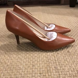 Alfani heels 3 1/2” Jeuleslcog cognac sz 10.5M
